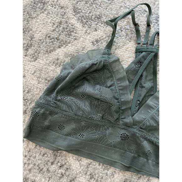 Aerie Green Lace Bralette Size M Strappy Back Unlined Wireless Soft Bra - Picture 2 of 6